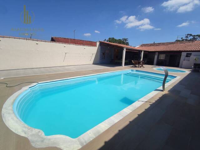 #C172 - Casa com Piscina para Venda em Itanhaém - SP - 1