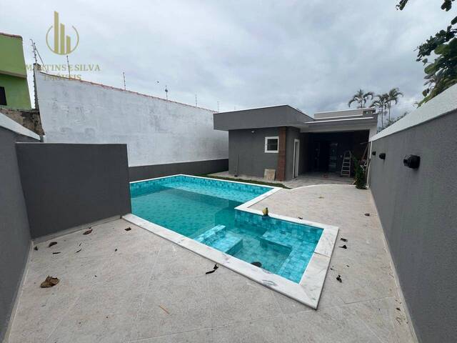 #C254 - Casa com Piscina para Venda em Itanhaém - SP - 2